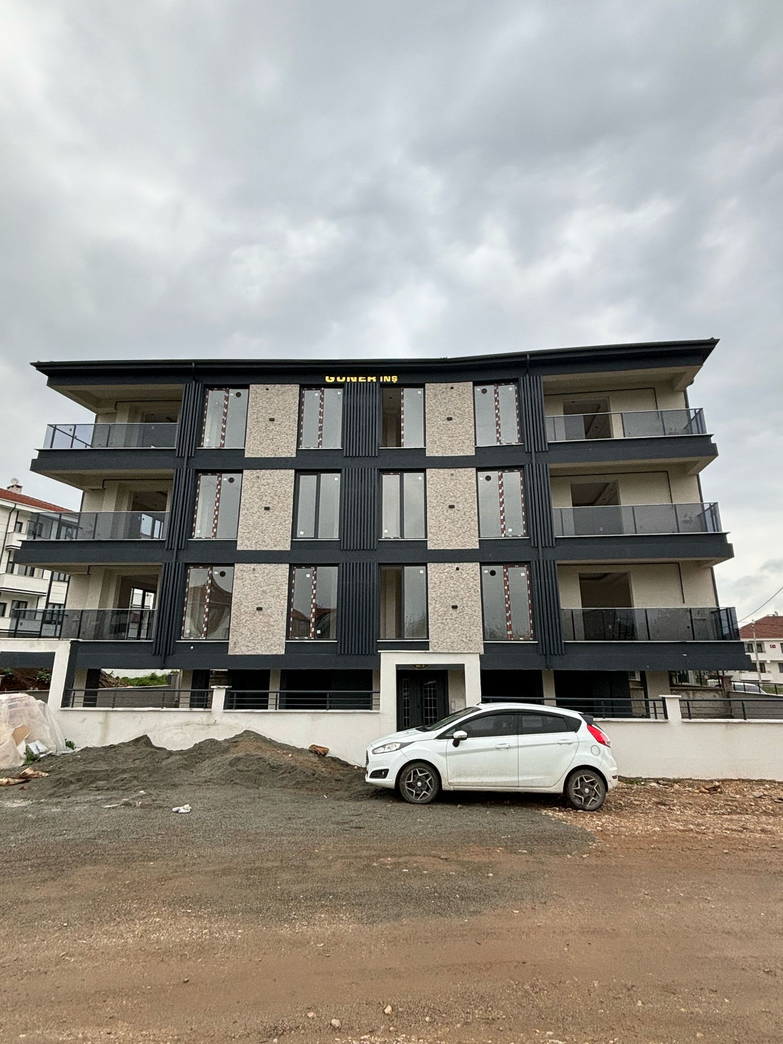 İnegöl Akhisar Mahallesi 2+1 Satılık Son 3 Daire 